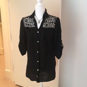Black linen blouse by Tempo Paris